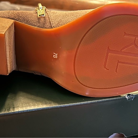 Brand new suede Ralph Lauren heeled short boots - Picture 2 of 4